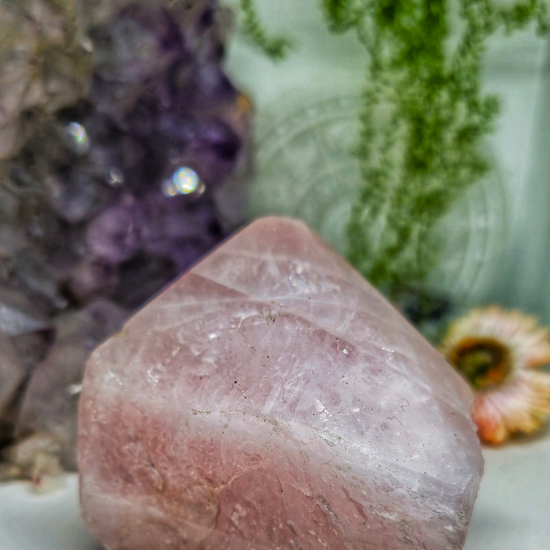 Rose quartz cutbase