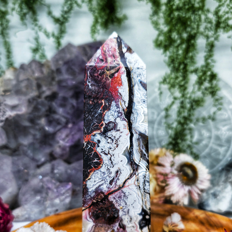 Crazylace agate tower