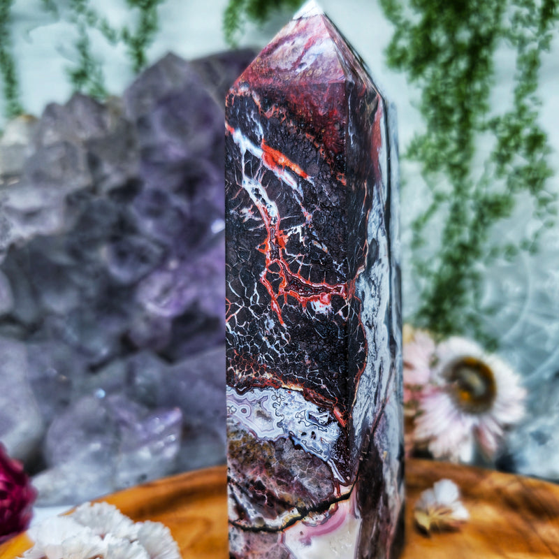 Crazylace agate tower