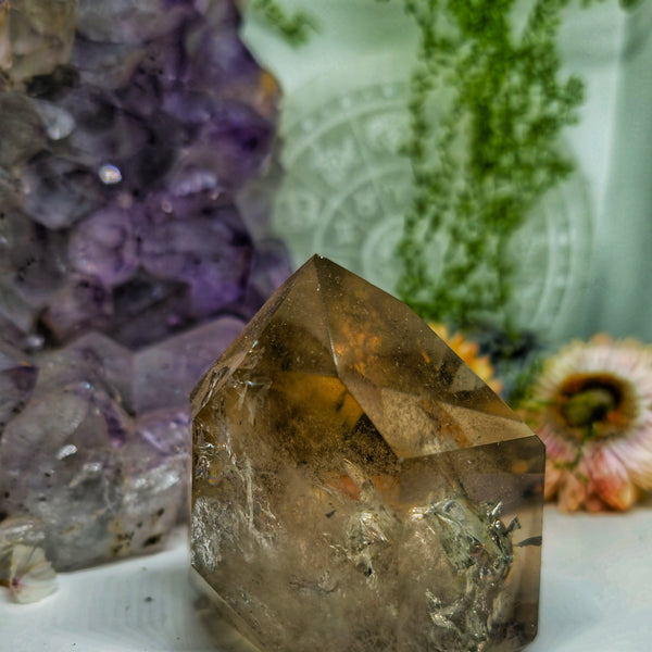 Smokey quartz cutbase