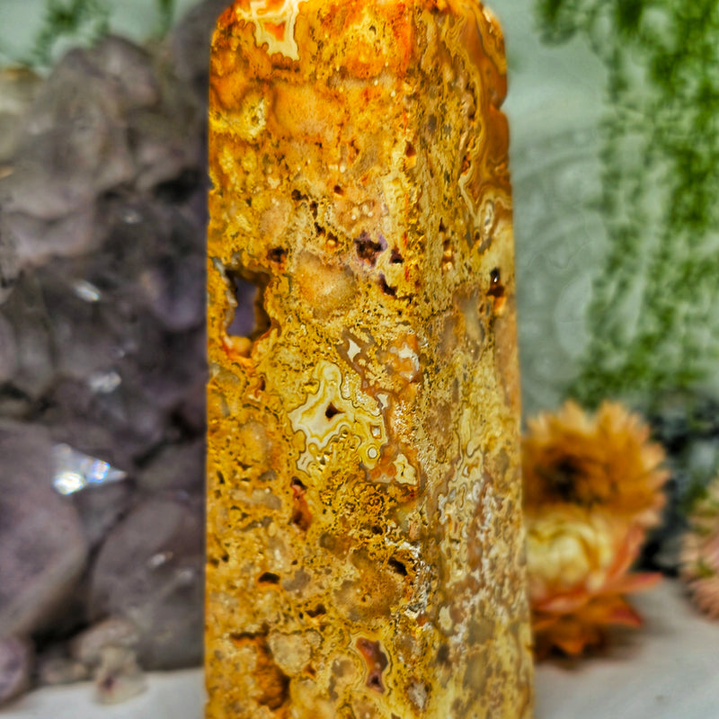 Crazylace agate tower