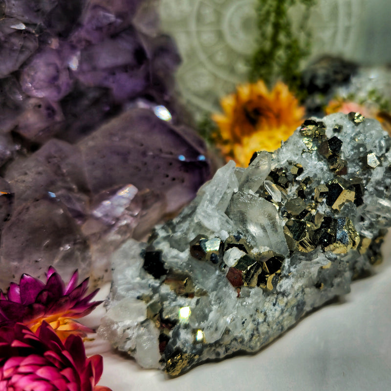 Cubic pyrite & quartz cluster